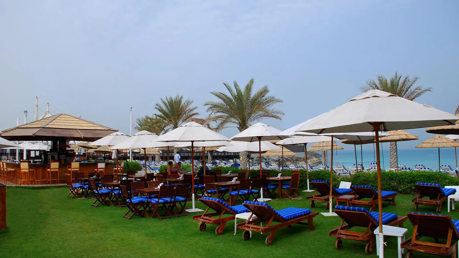 Dubai Marine Beach Resort & Spa